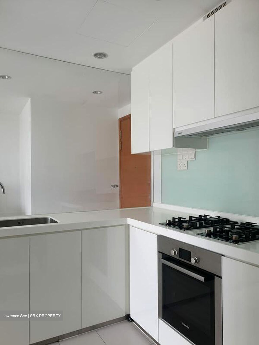 Centro Residences (D20), Condominium #500652641